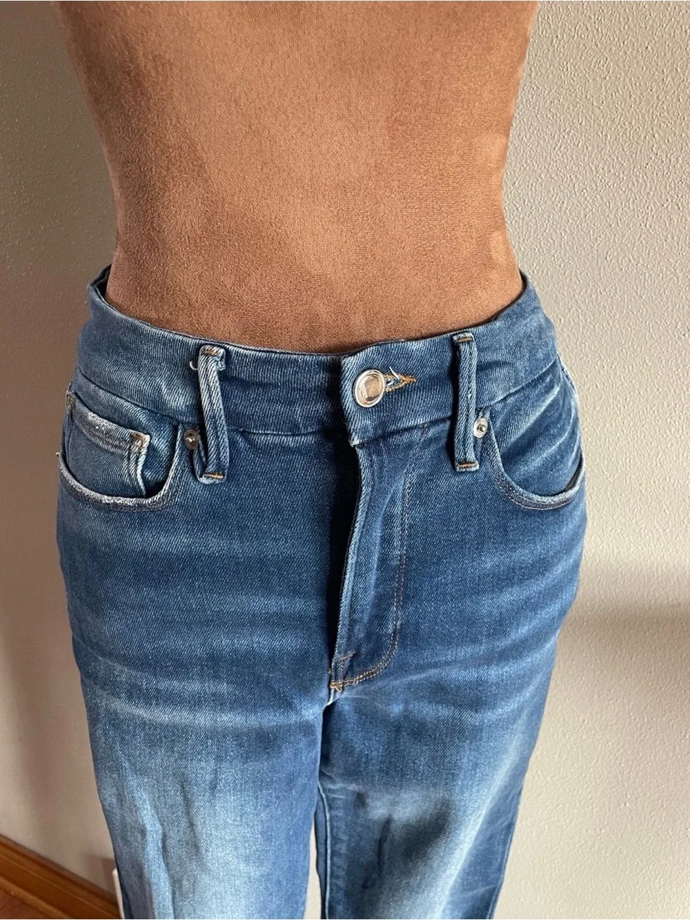 Good American Good Legs Skinny Jeans.